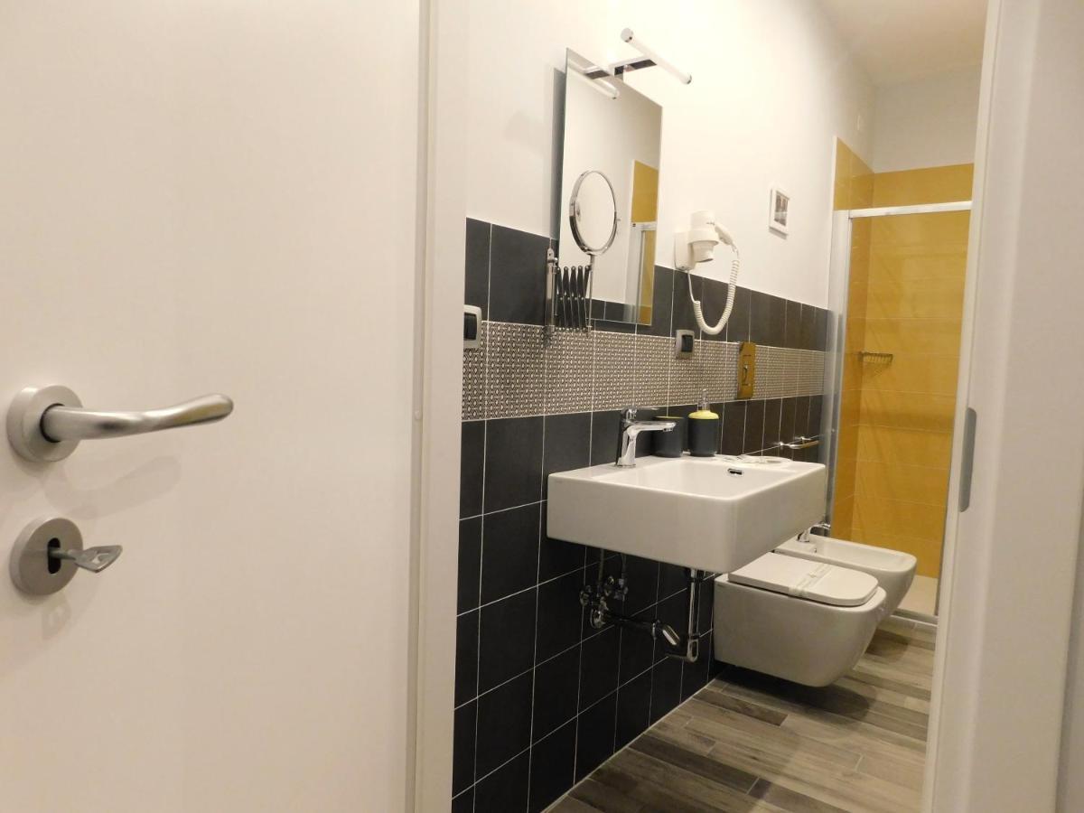 Scaramantico Rooms Napoli Dış mekan fotoğraf